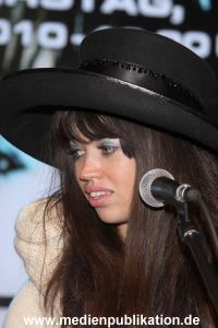 Aura Dione 11022010 024