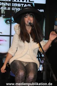 Aura Dione 11022010 025