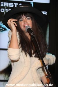 Aura Dione 11022010 034