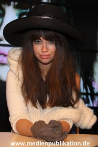 Aura Dione 11022010 045