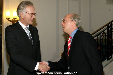 Schmidt 12122006 013