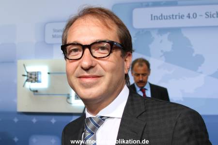 IT Gipfel 21102014 044