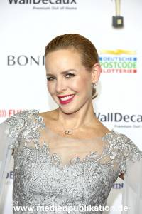 GoldeneBildDerFrau 11102023 103
