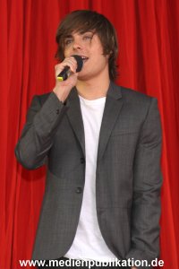 17 Again 26042009 030