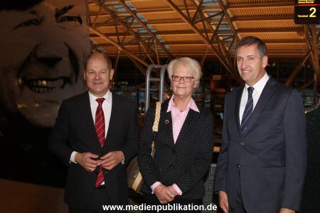 Helmut Schmidt Airport 10112016 118