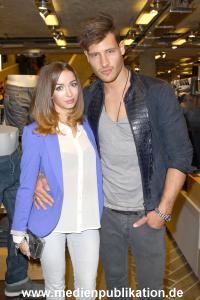 G Store Opening 10042013 038
