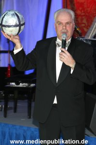 Blauer Ball 01042006 062