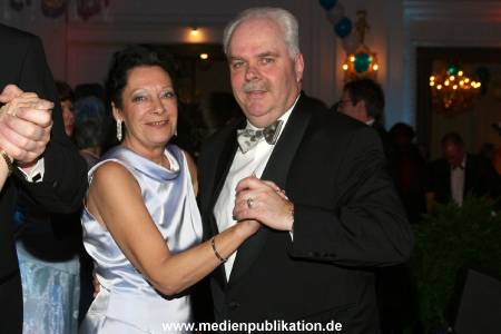 Blauer Ball 01042006 069