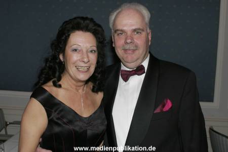 Blauer Ball 2005 002