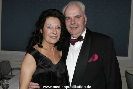 Blauer Ball 2005 004