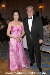 Blauer Ball 31032012 001
