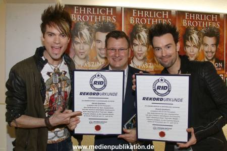 Ehrlich Brothers Weltrekord 08012017 025