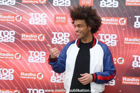Radio Hamburg Top829 02040218 029