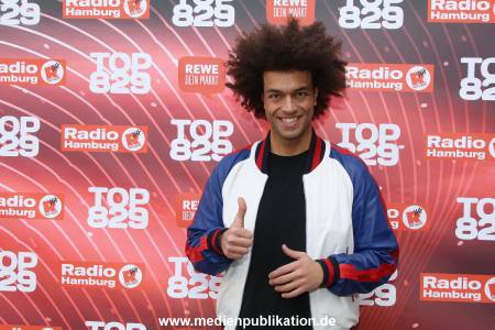 Radio Hamburg Top829 02040218 031