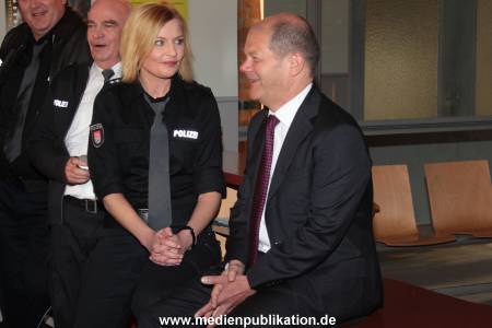 Hafenkante 19042012 011