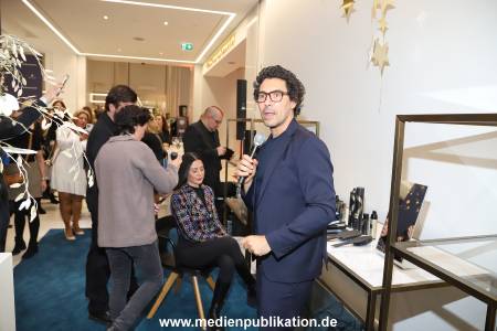 AlsterhausChristmasShopping 07112024 601