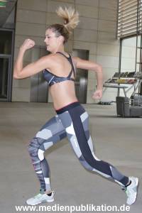 CelebrityWorkout 03032016 185