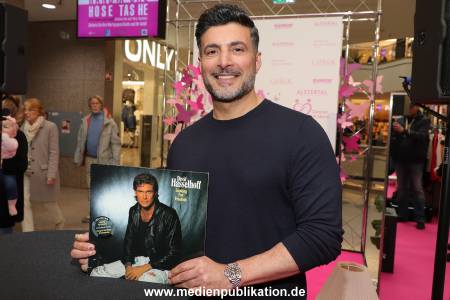 Charity Flohmarkt 19042024 003