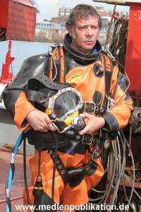 Mann im Strom 009