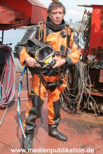 Mann im Strom 012