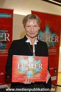 Luther 180022017 002