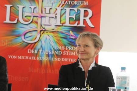 Luther 180022017 060