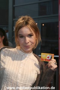 FC Venus Premiere 26042006 050