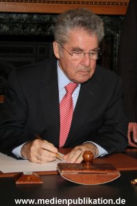 Heinz Fischer 16042012 014