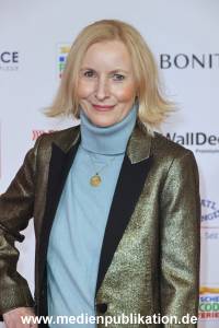 GoldeneBildDerFrau 20112024 061