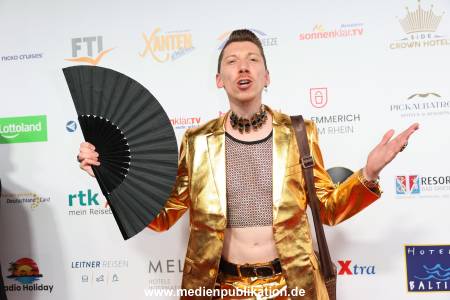 Goldene Sonne 22042023 250