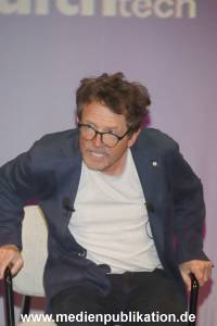 Michael J Fox 20062023 016