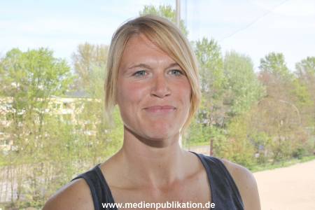 Hockey Damen 30042012 100