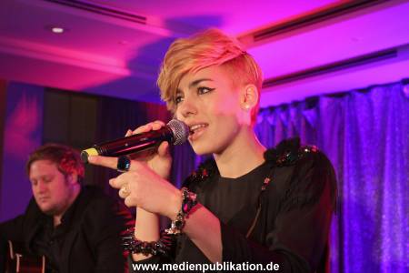 Golden Night 02112011 150