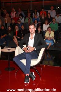 Lanz Sendung2 20042016 048