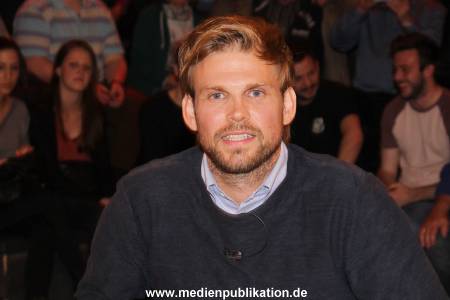 Lanz Sendung2 06042016 022