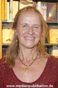 Cornelia Funke 08092012 032