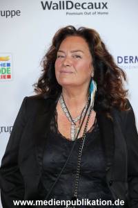 GoldeneBildDerFrau 20112024 786