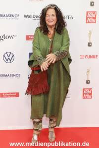 Goldene Bild der Frau 19112025 043