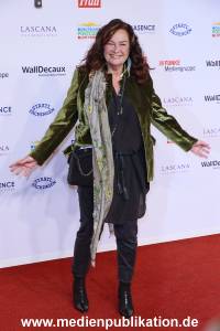 GoldeneBildDerFrau 09112022 212