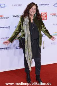 GoldeneBildDerFrau 09112022 213