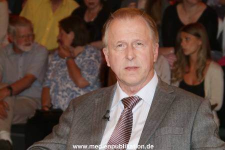 Lanz Sendung1 11052016 048