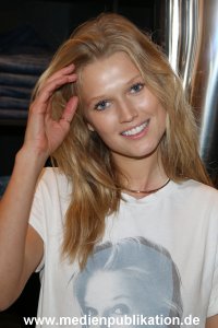 Toni Garn 06112014 011