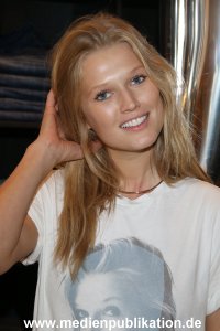 Toni Garn 06112014 012