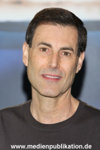 Uri Geller 14042008 024