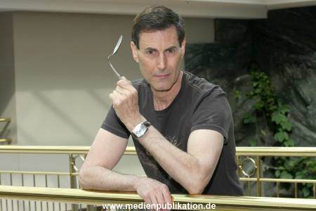 Uri Geller 14042008 071