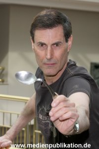 Uri Geller 14042008 072