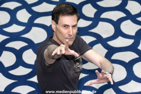 Uri Geller 14042008 086