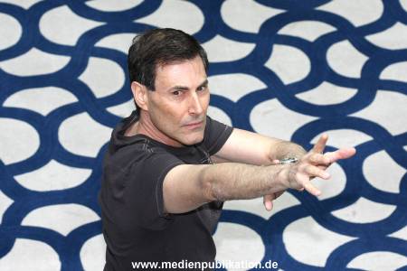 Uri Geller 14042008 088