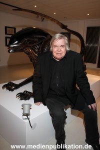 HR Giger 19012012 010