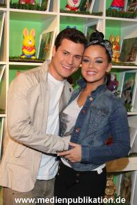 Oster Charity 03042012 026